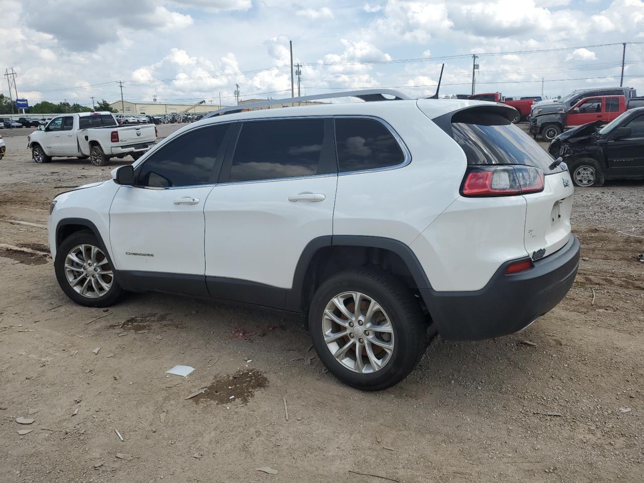 1C4PJLCX0KD171798 2019 Jeep Cherokee Latitude