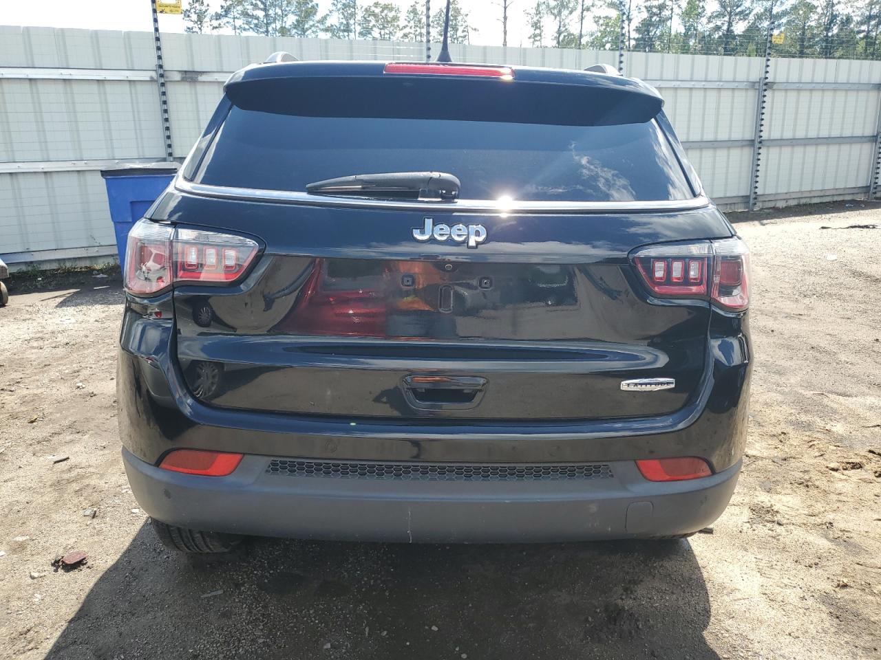 3C4NJCBB1HT658654 2017 Jeep Compass Latitude