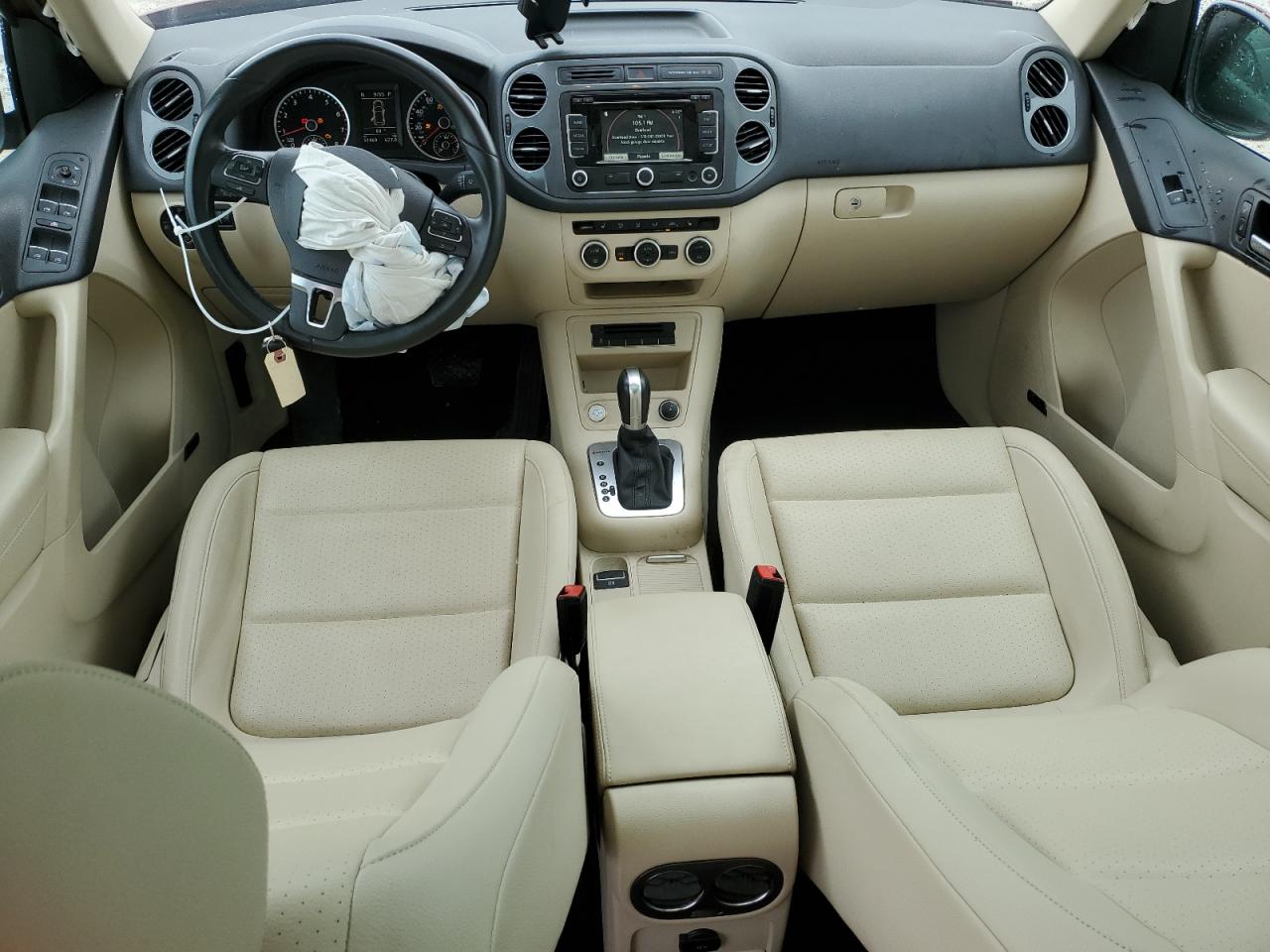 WVGBV7AX3FW024230 2015 Volkswagen Tiguan S