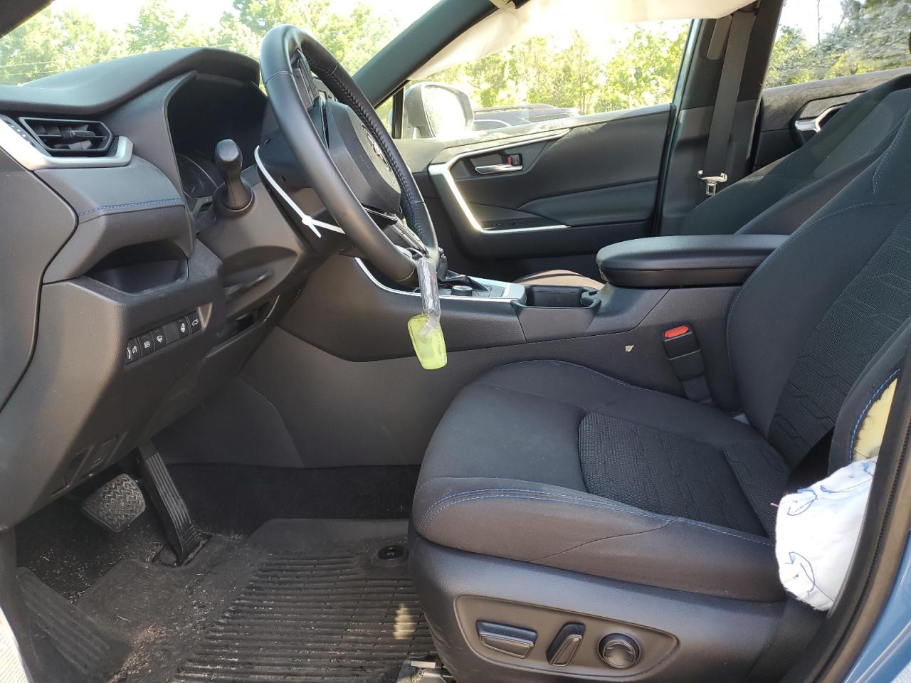 JTM16RFV1ND064574 2022 Toyota Rav4 Se