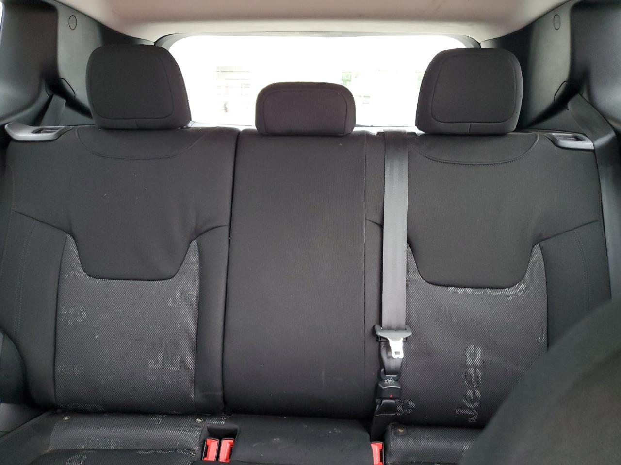 ZACCJBBT0FPB64038 2015 Jeep Renegade Latitude