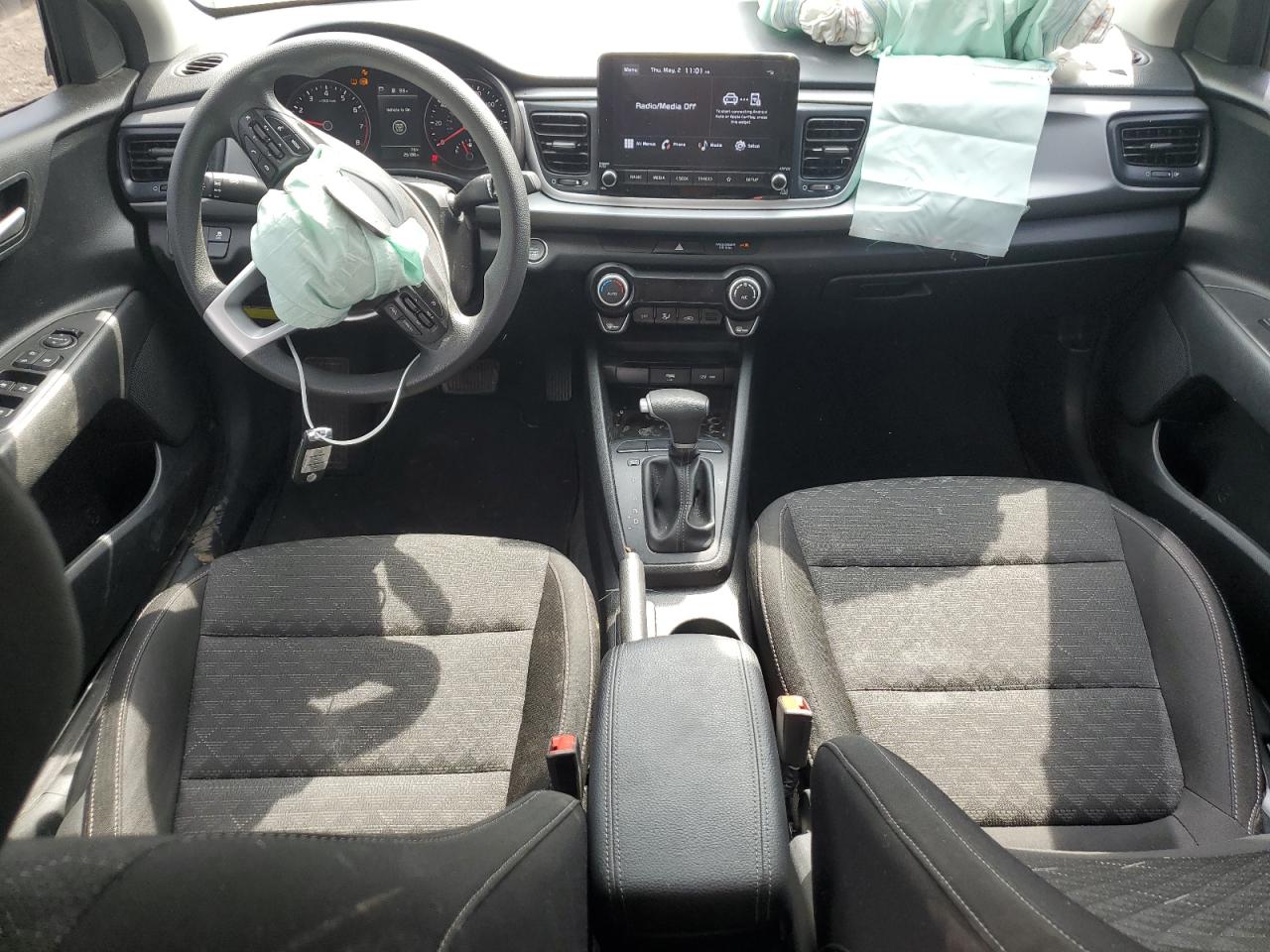 3KPA24AD7NE477045 2022 Kia Rio Lx