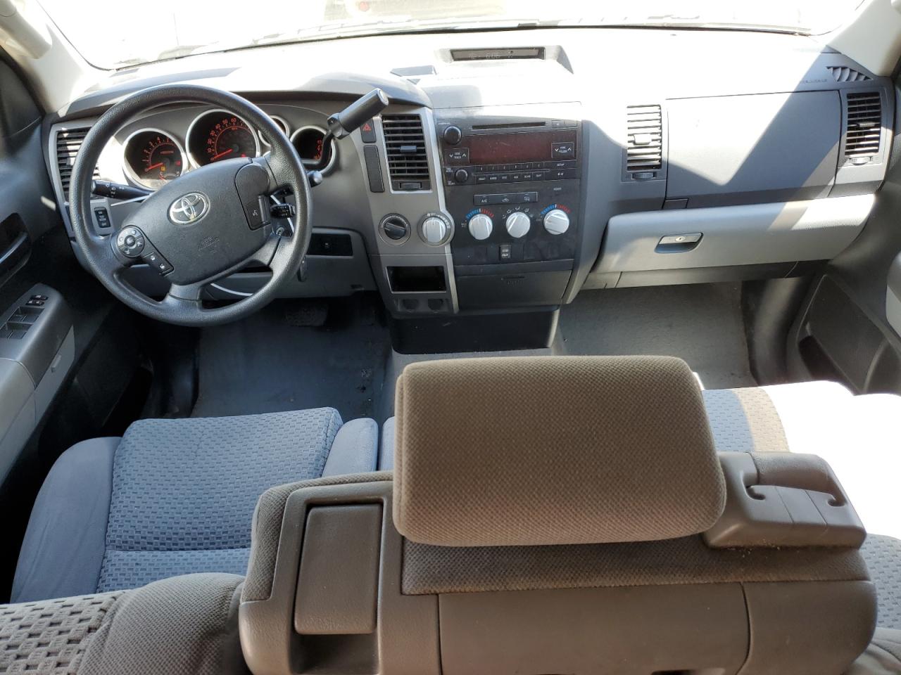 5TFUM5F14BX025268 2011 Toyota Tundra Double Cab Sr5