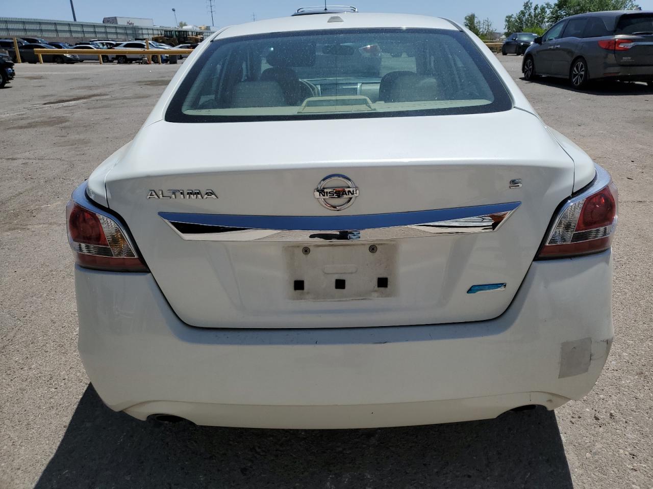 2014 Nissan Altima 2.5 vin: 1N4AL3AP5EN334243