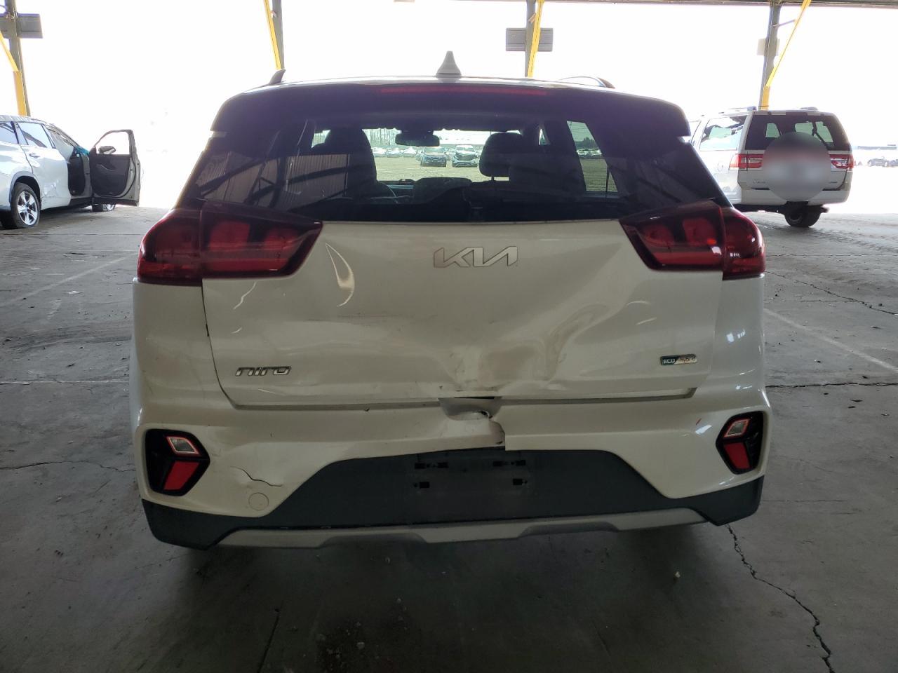 KNDCB3LC9N5510968 2022 Kia Niro Lx