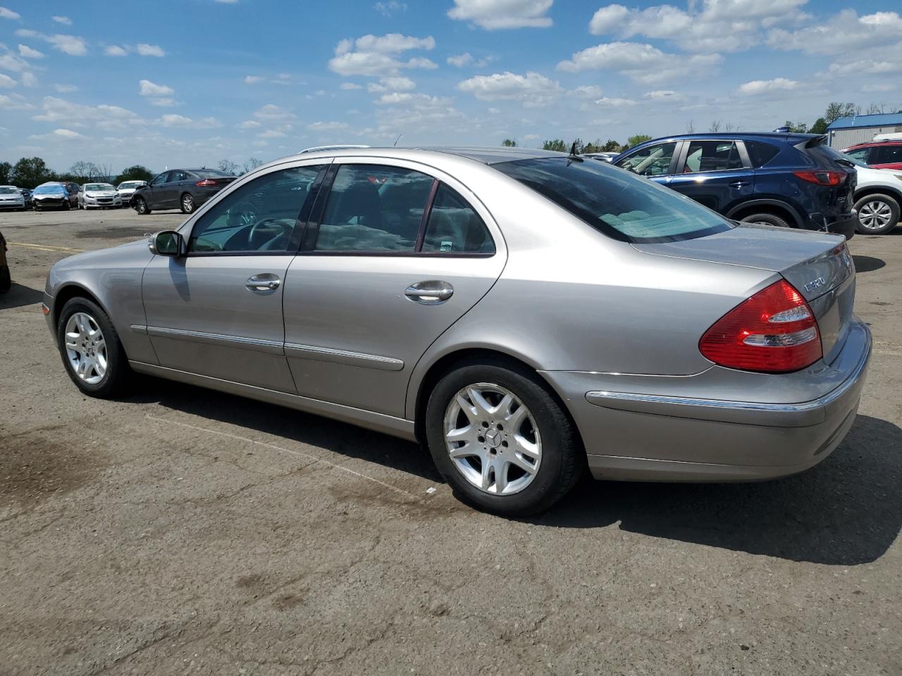 WDBUF82J44X111568 2004 Mercedes-Benz E 320 4Matic