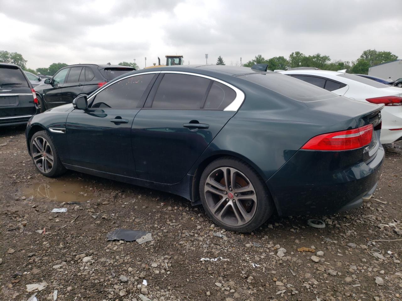 SAJAJ4BV1HA975163 2017 Jaguar Xe Premium