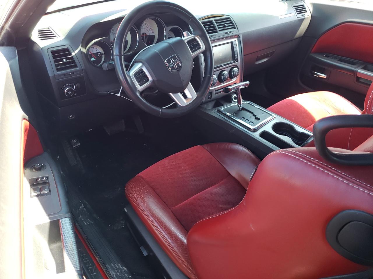 2C3CDYBT3EH313588 2014 Dodge Challenger R/T