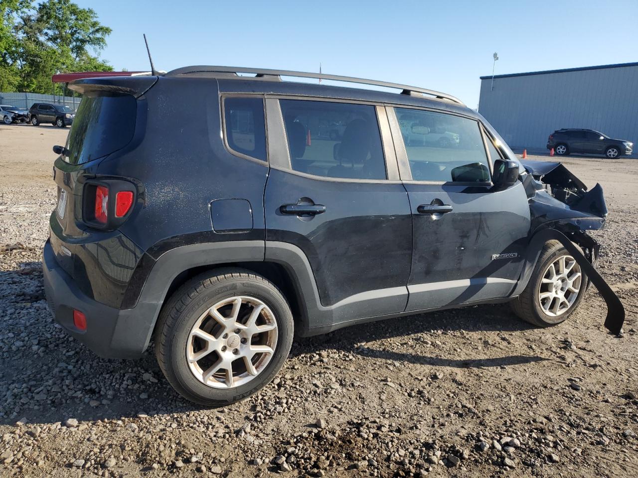 2019 Jeep Renegade Latitude vin: ZACNJABB2KPK84345