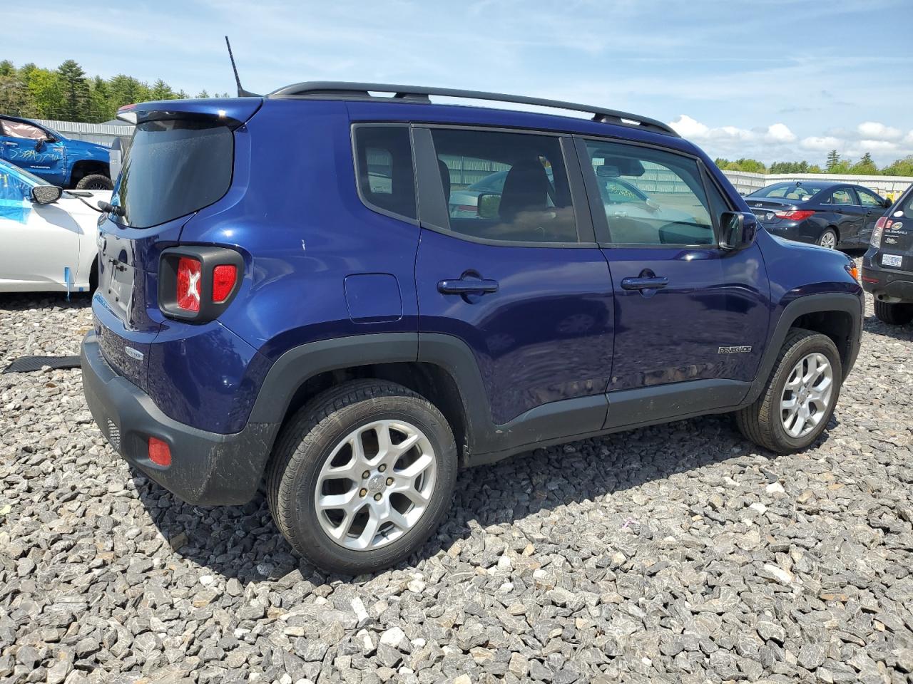 ZACCJBBB0JPH17479 2018 Jeep Renegade Latitude