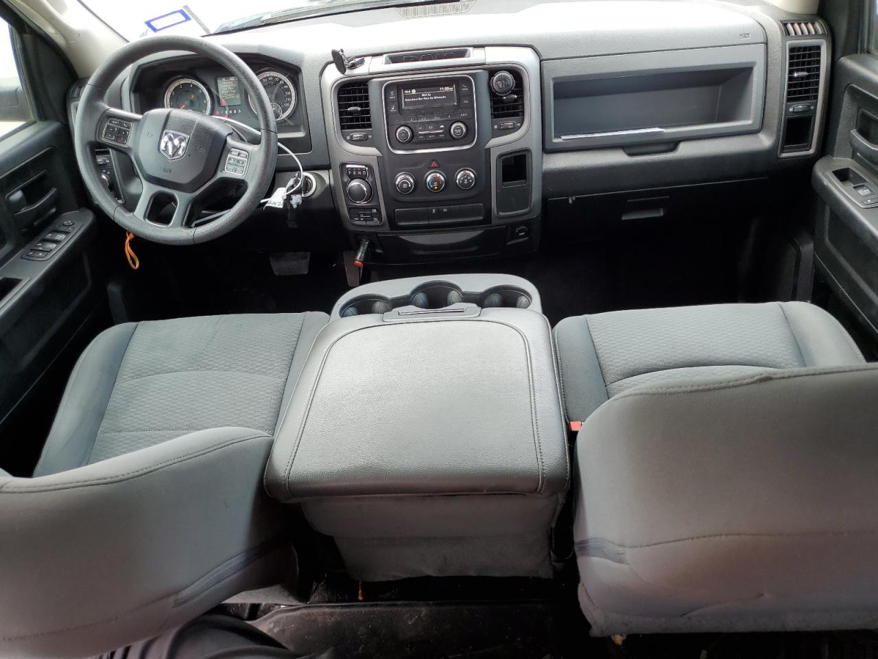 1C6RR7FG3KS685202 2019 Ram 1500 Classic Tradesman