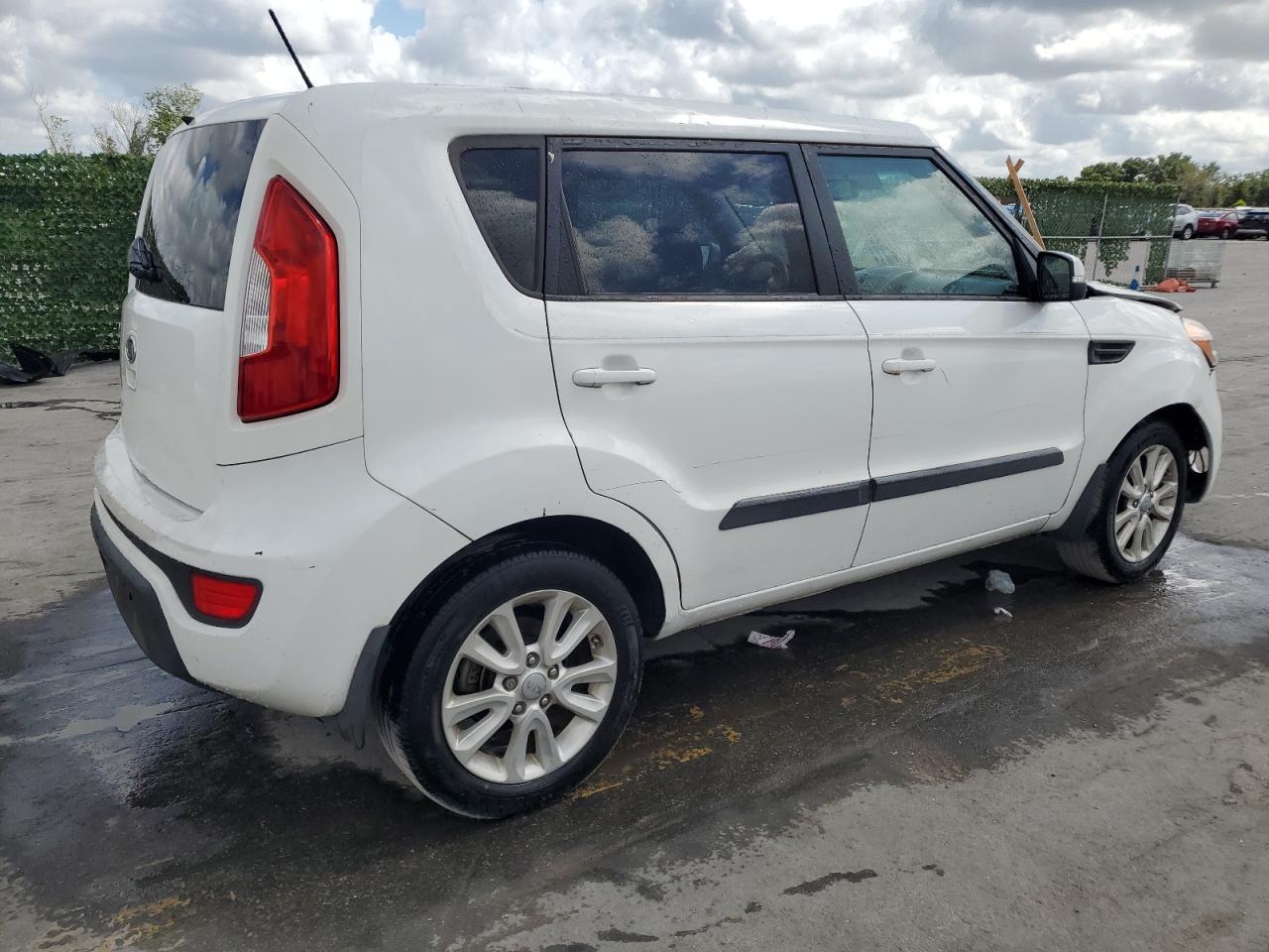 KNDJT2A69C7458903 2012 Kia Soul +