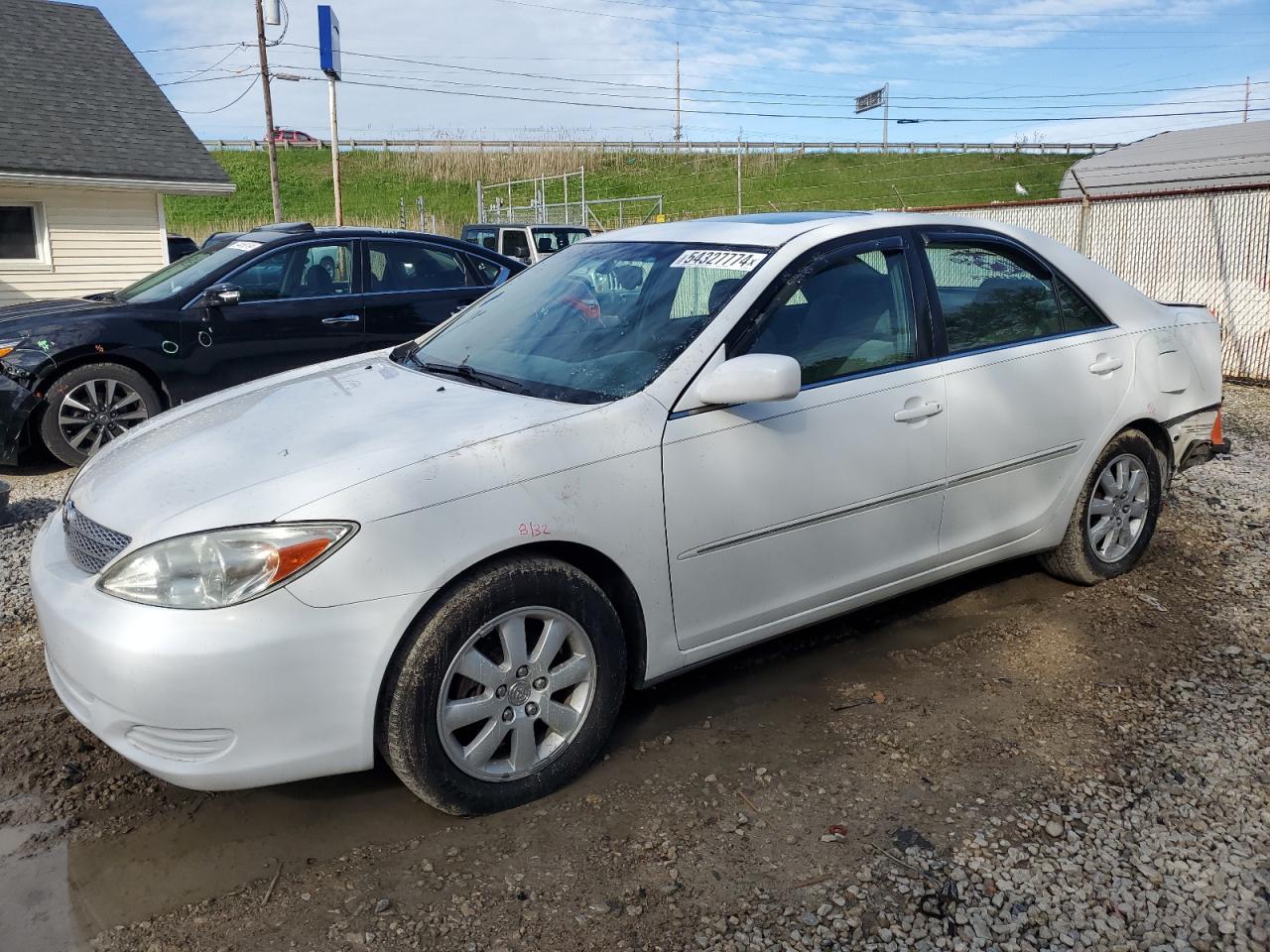 4T1BE32KX2U038546 2002 Toyota Camry Le