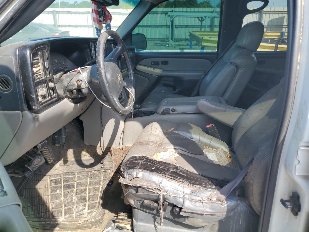 1GNEC13Z92R277054 2002 Chevrolet Tahoe C1500