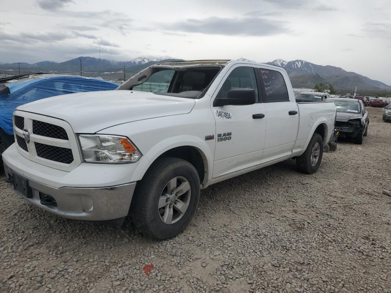 1C6RR7TT1JS267009 2018 Ram 1500 Slt