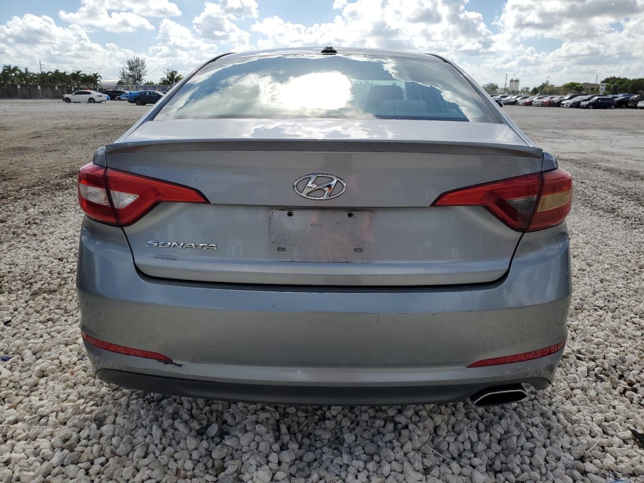 5NPE24AF9FH109093 2015 Hyundai Sonata Se