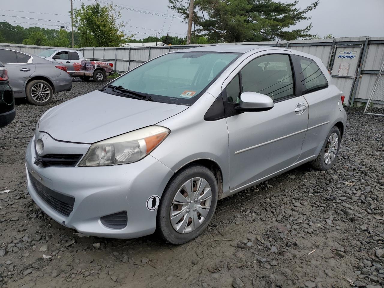 JTDJTUD31DD563273 2013 Toyota Yaris