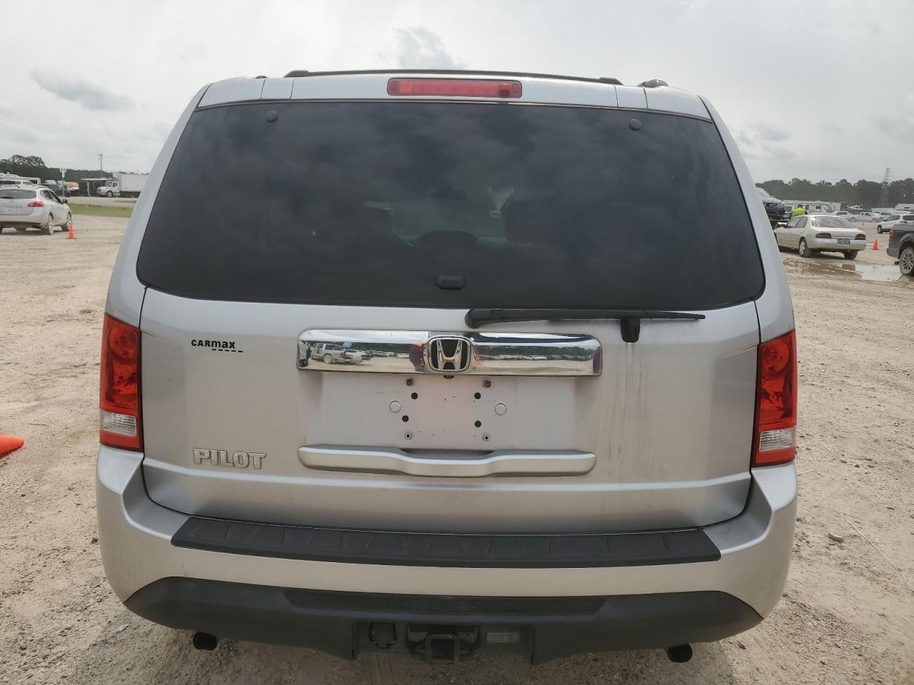 5FNYF3H29FB034991 2015 Honda Pilot Lx