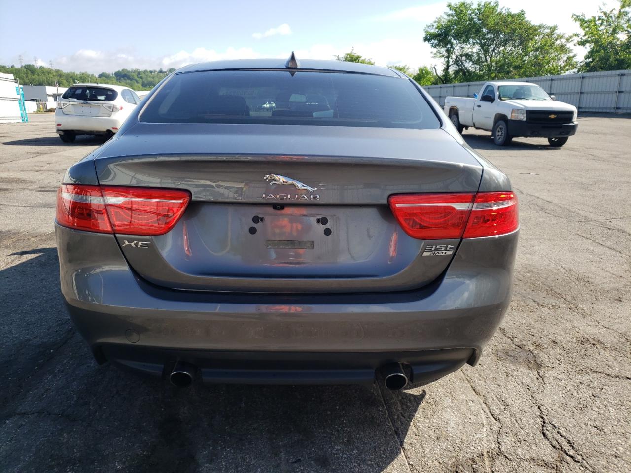 SAJAK4BV0HA966161 2017 Jaguar Xe Prestige