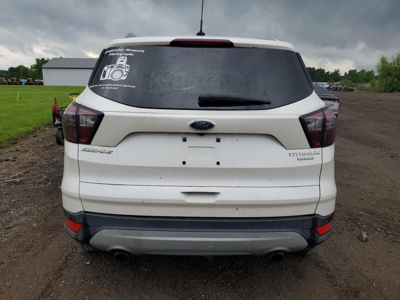 2017 Ford Escape Titanium vin: 1FMCU0JDXHUF03845