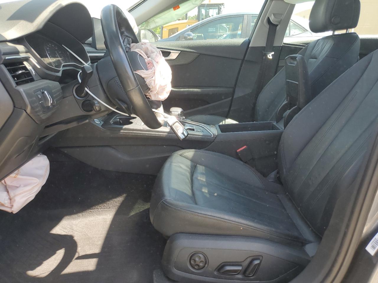 WAUGMAF40KA043394 2019 Audi A4 Premium