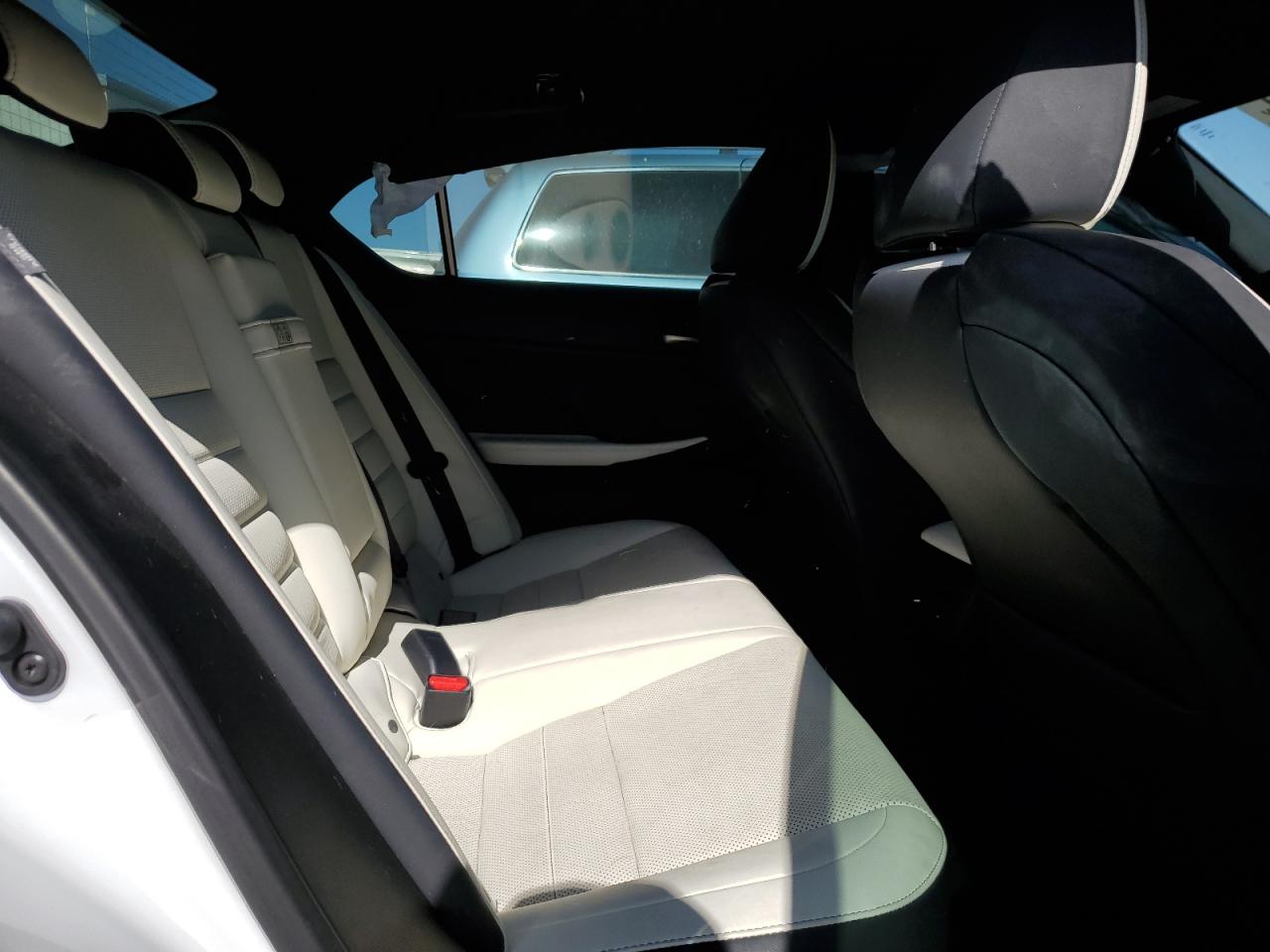 JTHGZ1B27N5051951 2022 Lexus Is 350 F-Sport