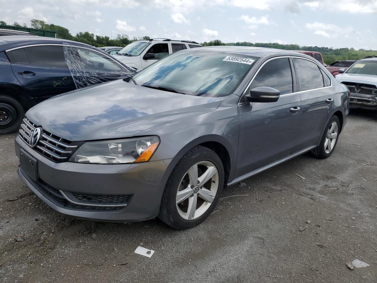 1VWBN7A36DC057848 2013 Volkswagen Passat Se