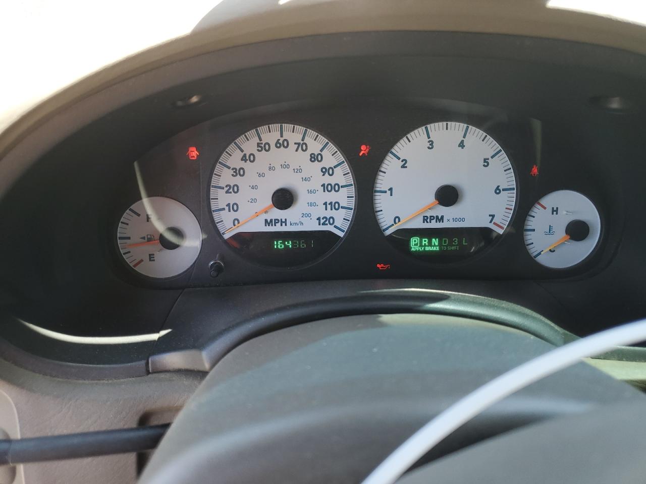 1D4GP24R75B221057 2005 Dodge Grand Caravan Se