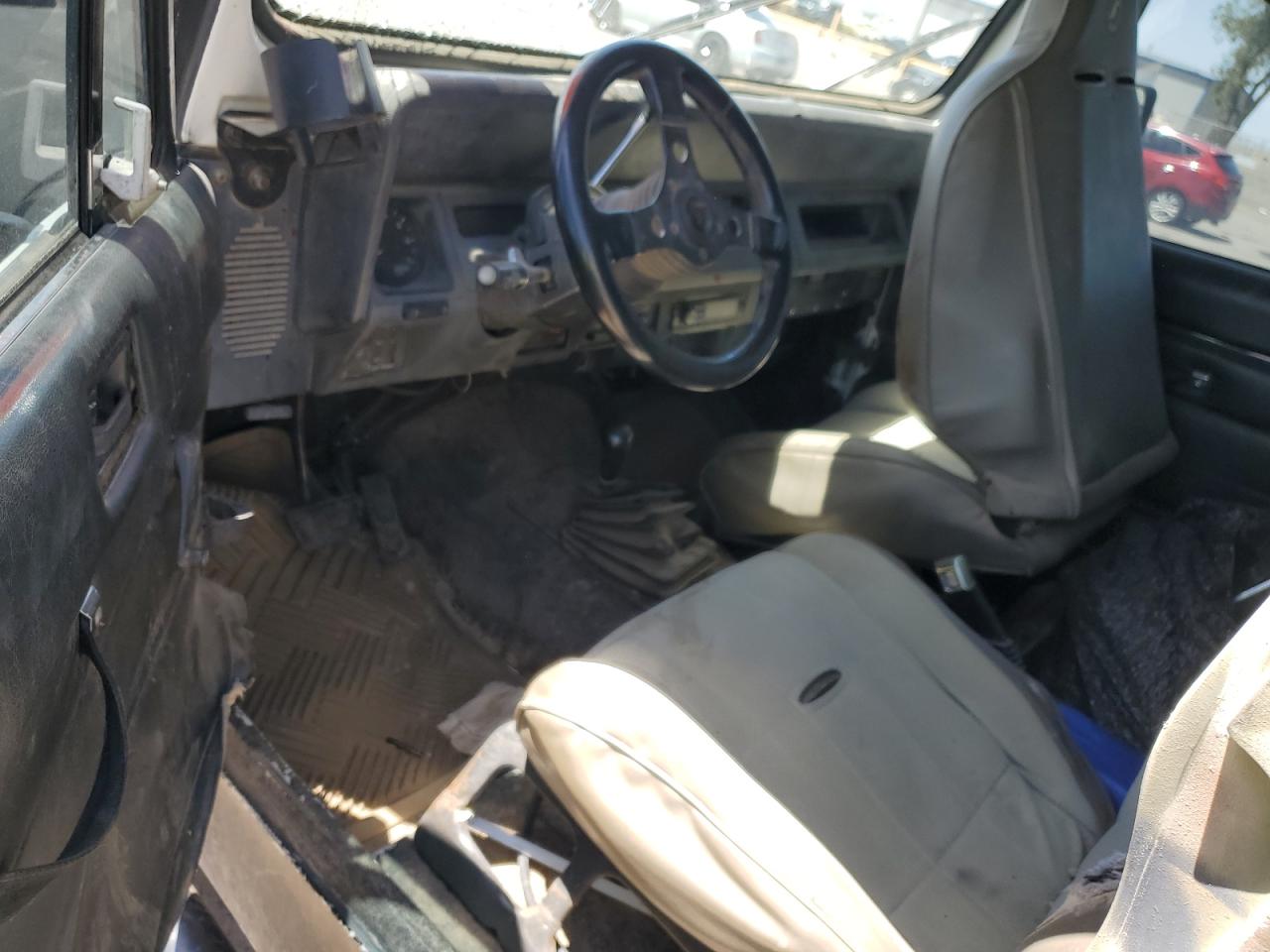 1J4FY19P6RP406470 1994 Jeep Wrangler / Yj S