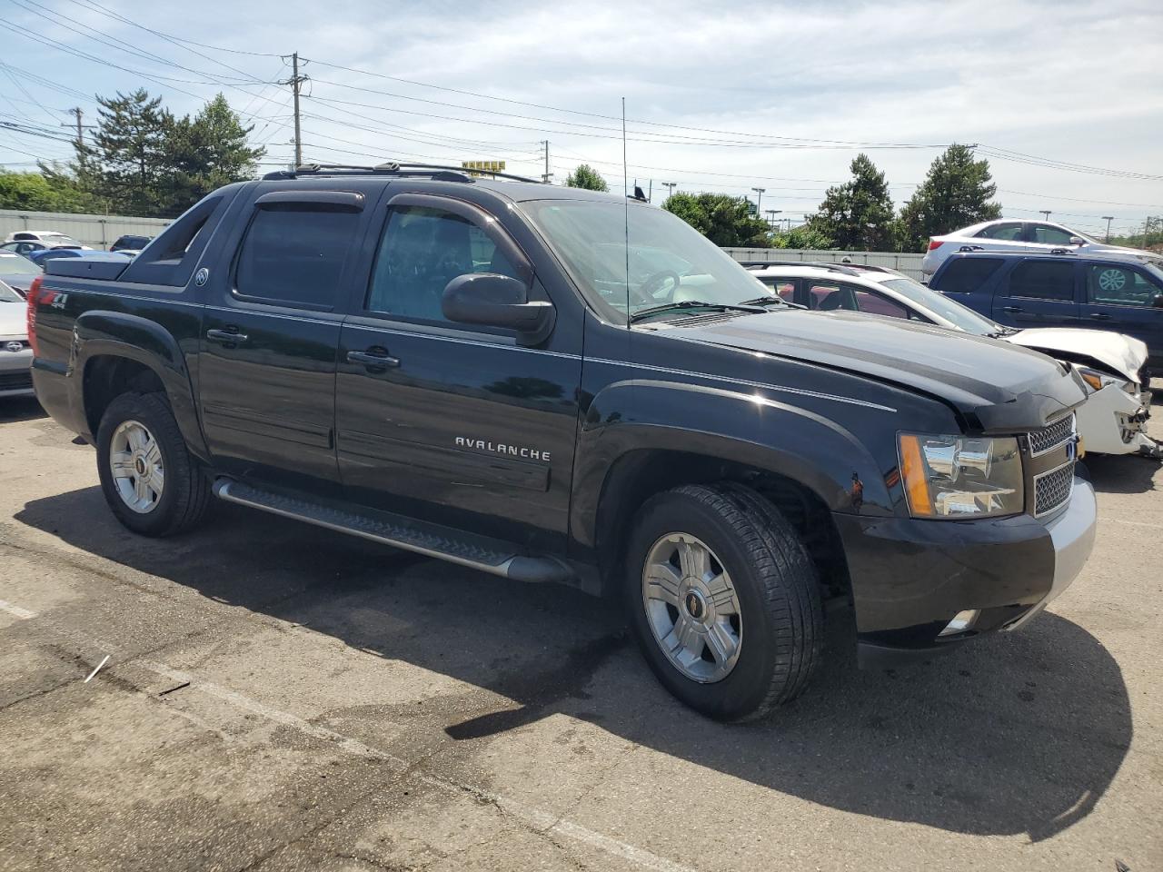 3GNTKFE76DG151319 2013 Chevrolet Avalanche Lt