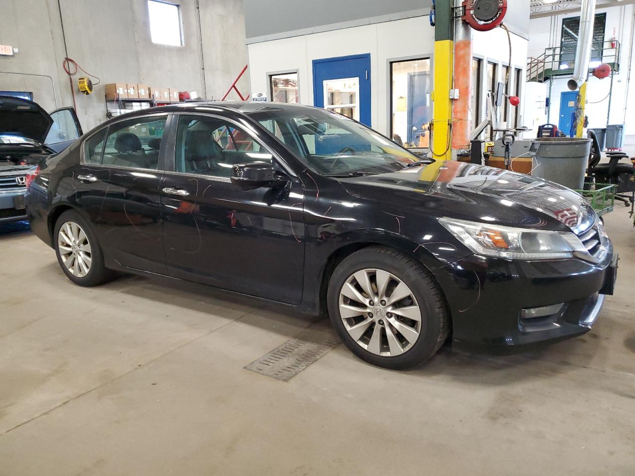 1HGCR2F83FA268900 2015 Honda Accord Exl