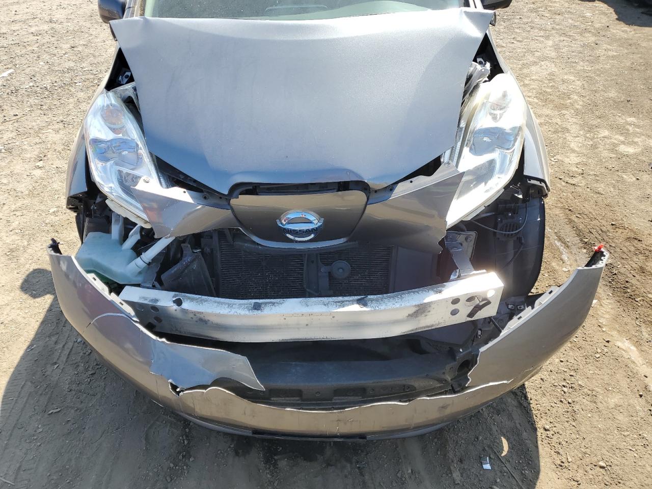 1N4AZ0CP3EC337812 2014 Nissan Leaf S