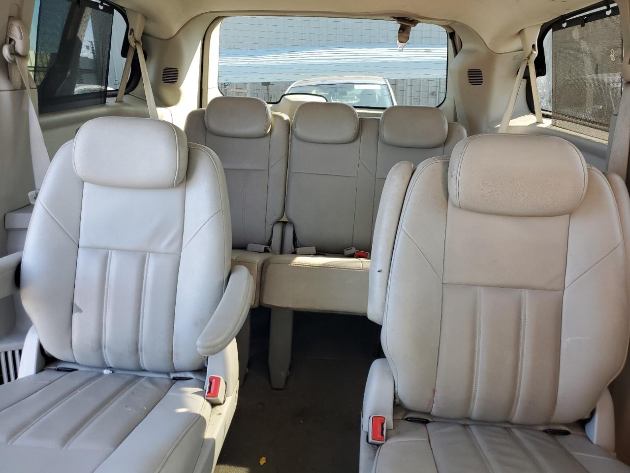 2A8HR54P68R713296 2008 Chrysler Town & Country Touring