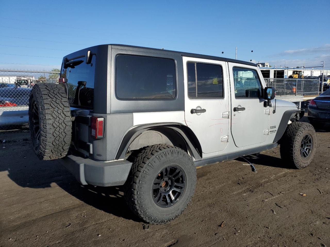 2012 Jeep Wrangler Unlimited Sport vin: 1C4HJWDG0CL221692