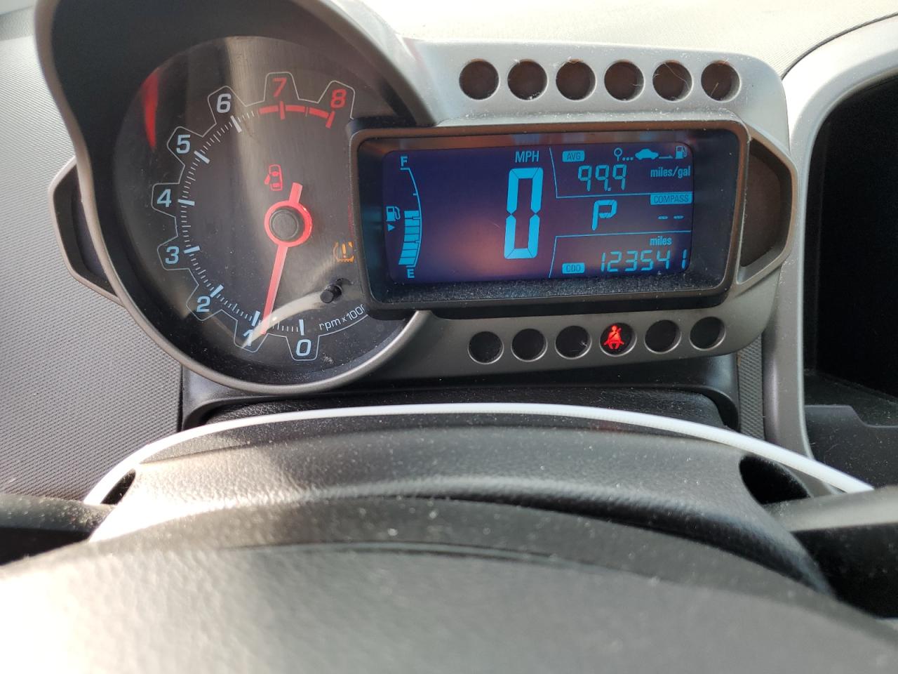 1G1JE5SB2F4115923 2015 Chevrolet Sonic Ltz