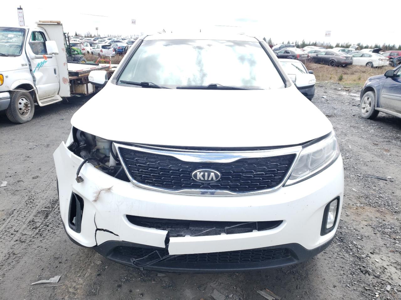 5XYKTCA6XEG490260 2014 Kia Sorento Lx