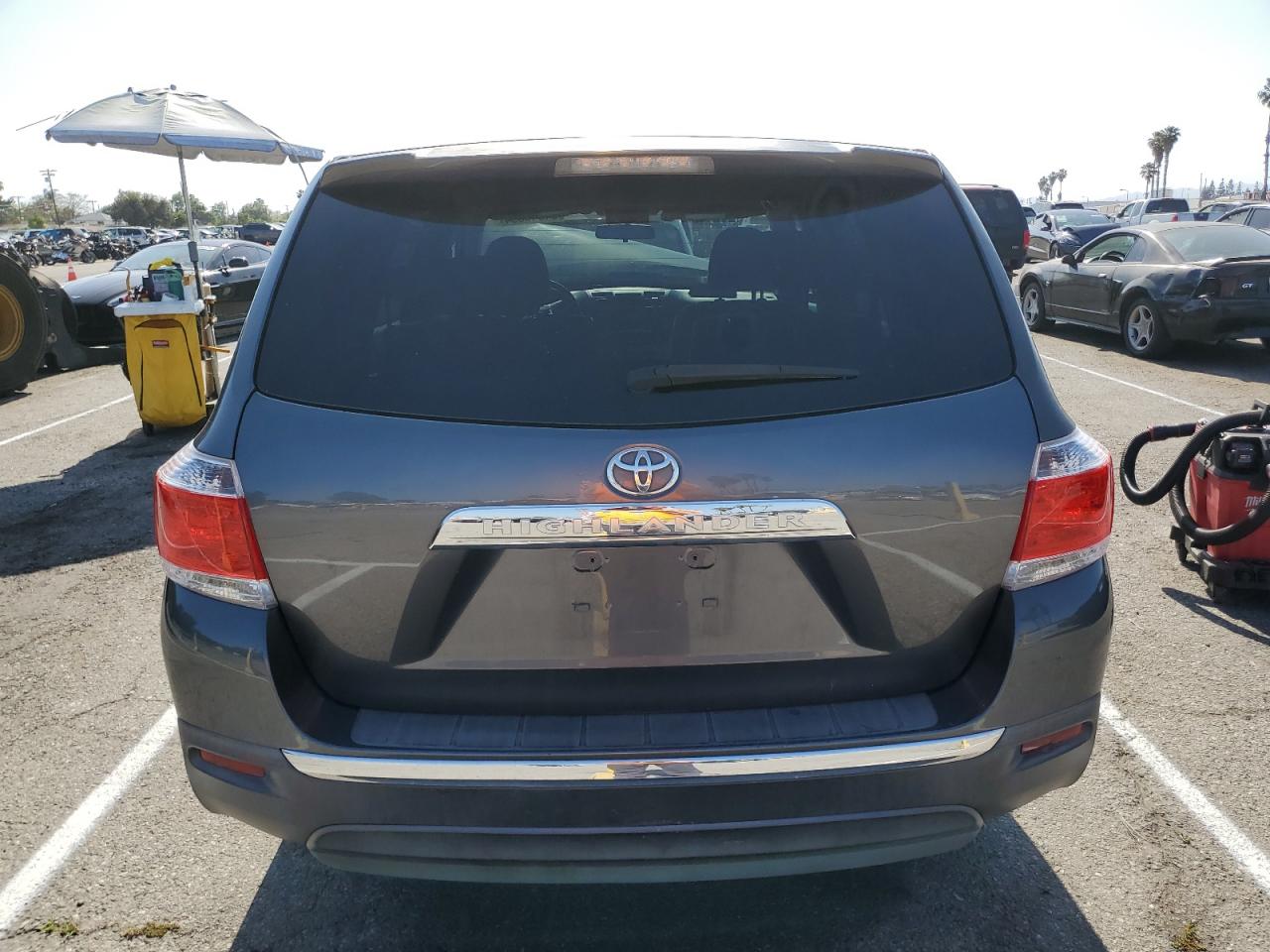 5TDZA3EH3DS041522 2013 Toyota Highlander Base