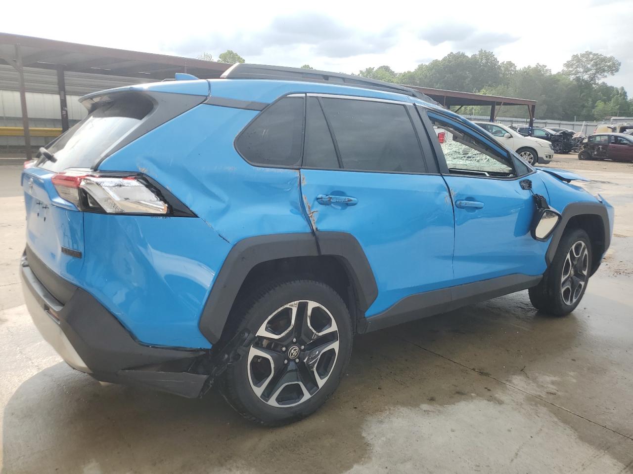 2T3J1RFV2MW177773 2021 Toyota Rav4 Adventure