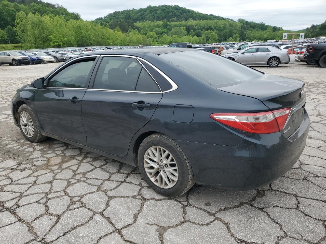 4T1BF1FK6GU208601 2016 Toyota Camry Le