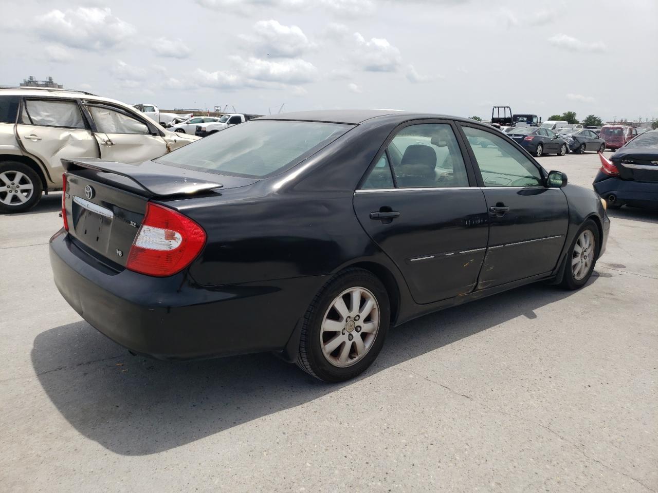 JTDBF32K530145174 2003 Toyota Camry Le