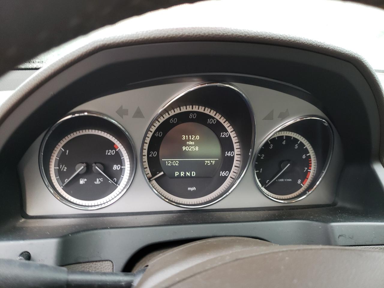 WDDGF5EB2BA419748 2011 Mercedes-Benz C 300