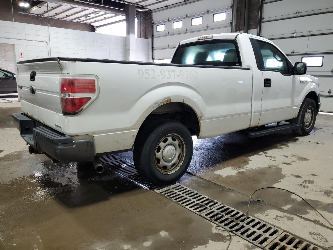 1FTMF1CM2EKD54425 2014 Ford F150