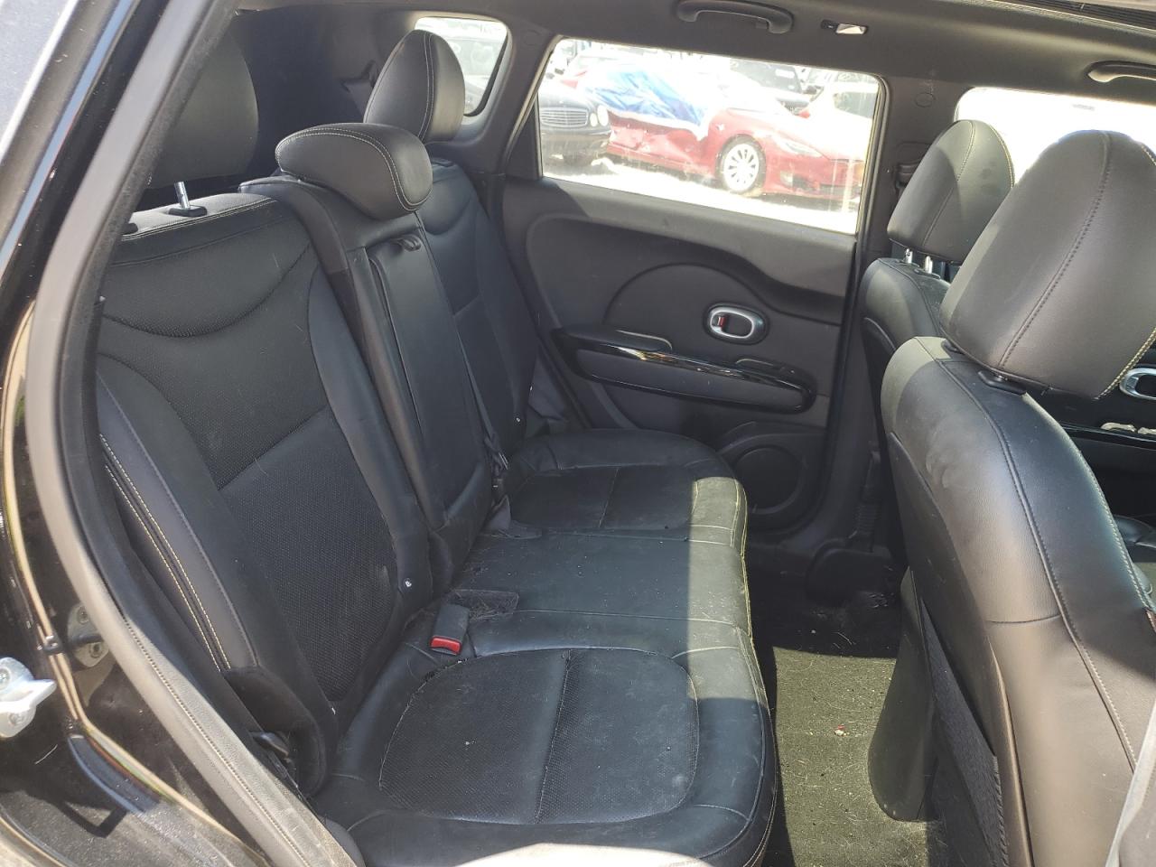 KNDJP3A59F7136056 2015 Kia Soul +