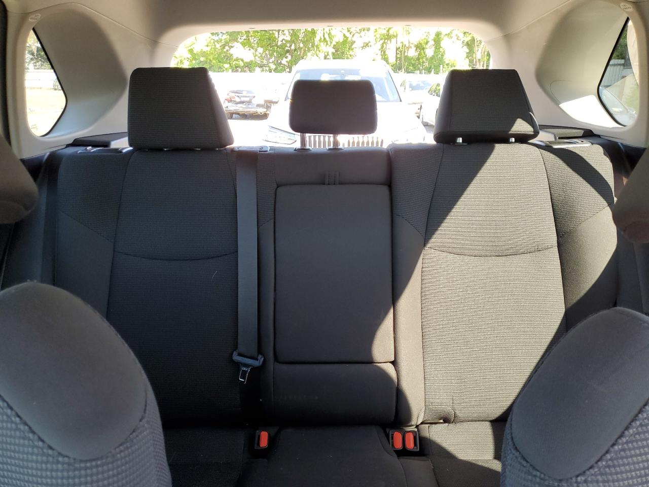 2T3G1RFV7MC254858 2021 Toyota Rav4 Le