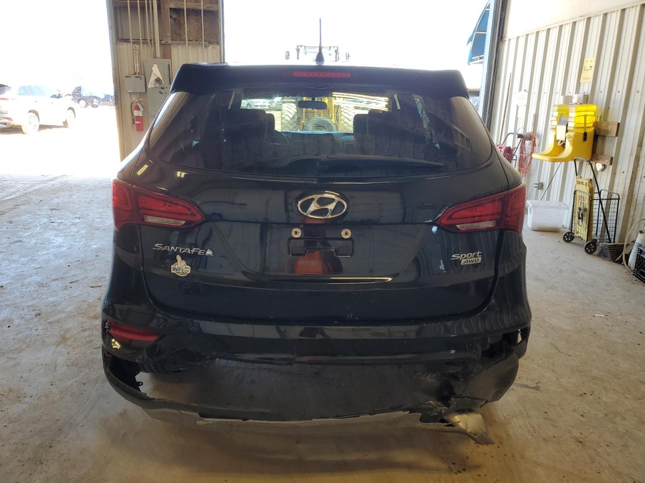 2018 Hyundai Santa Fe Sport vin: 5NMZTDLB3JH082794