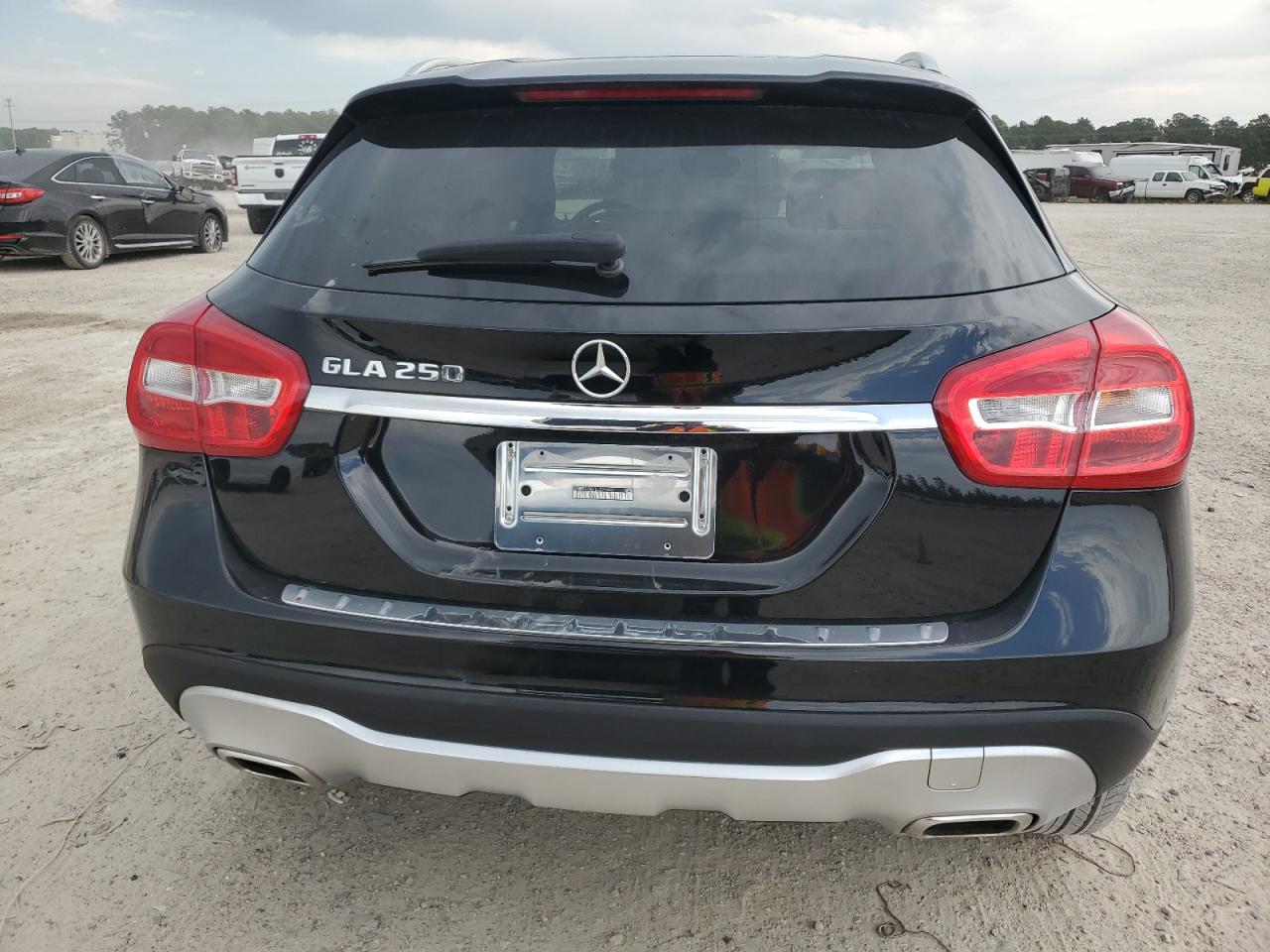 2020 Mercedes-Benz Gla 250 vin: WDCTG4EB1LU024843