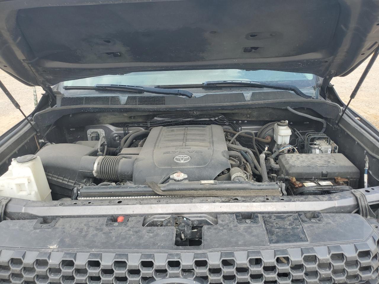 5TFDW5F16KX834555 2019 Toyota Tundra Crewmax Sr5