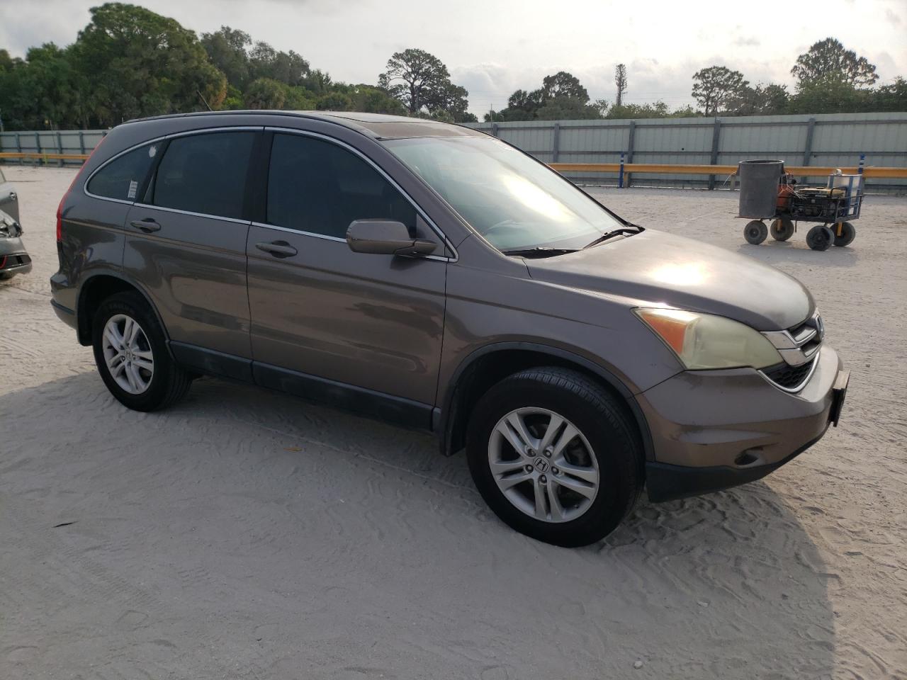 5J6RE3H77BL000570 2011 Honda Cr-V Exl