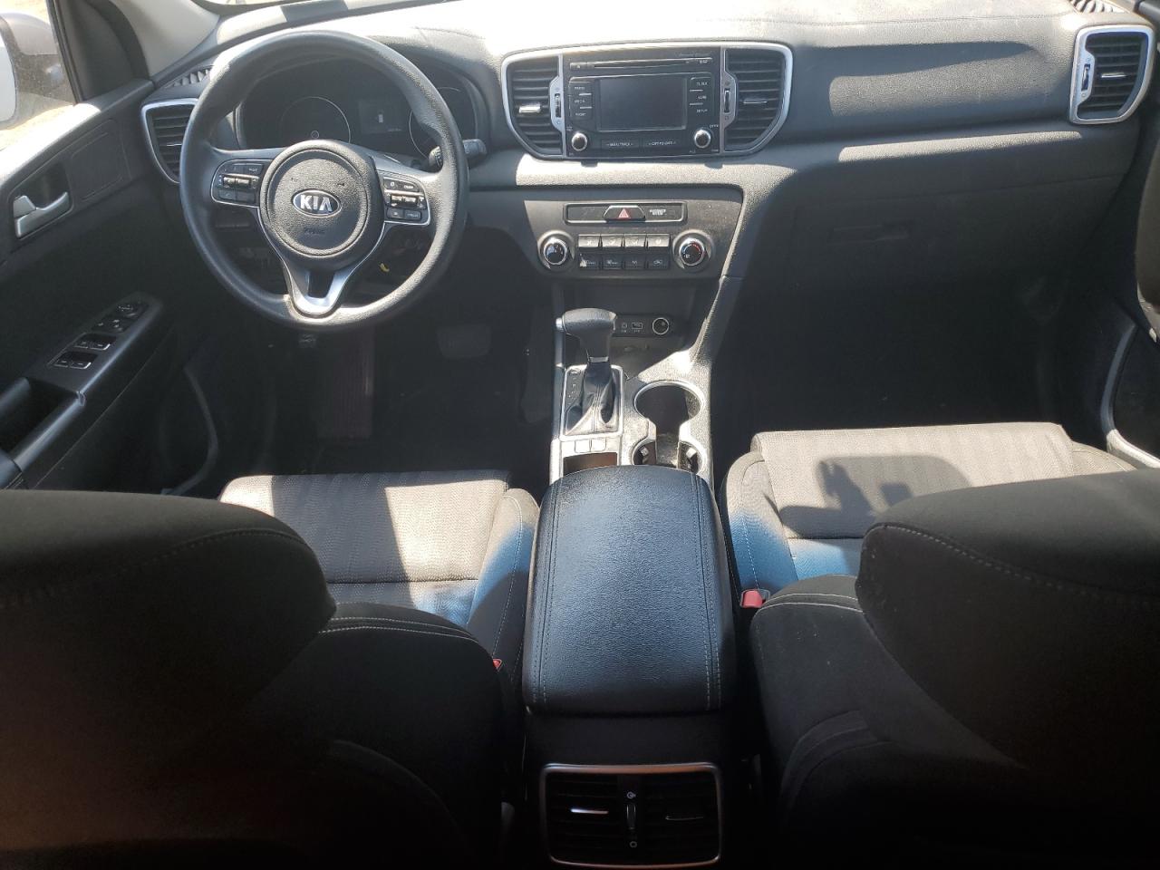 KNDPM3AC8H7068594 2017 Kia Sportage Lx