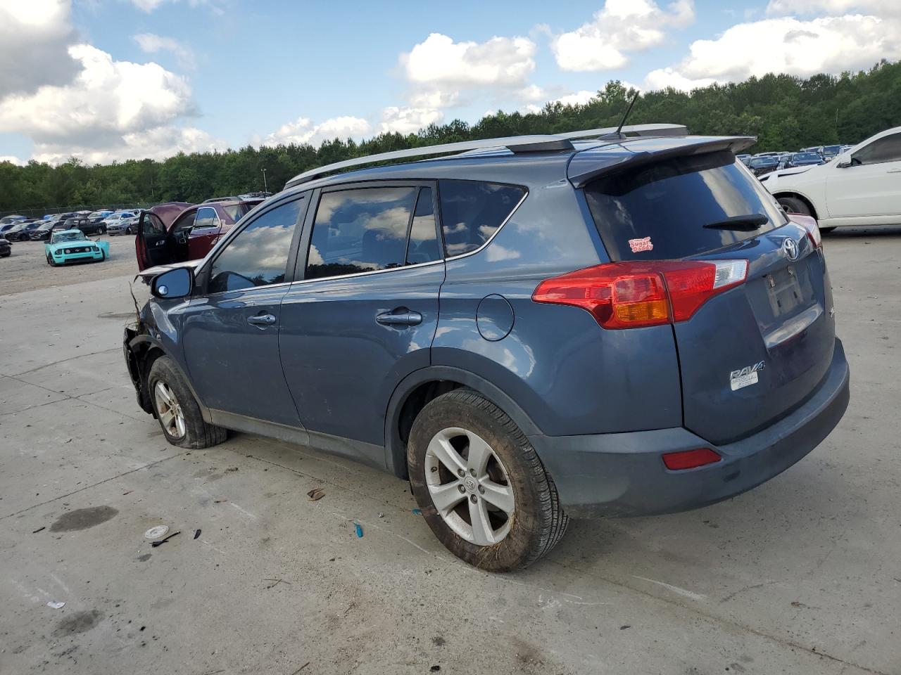 2014 Toyota Rav4 Xle vin: 2T3WFREV7EW078859